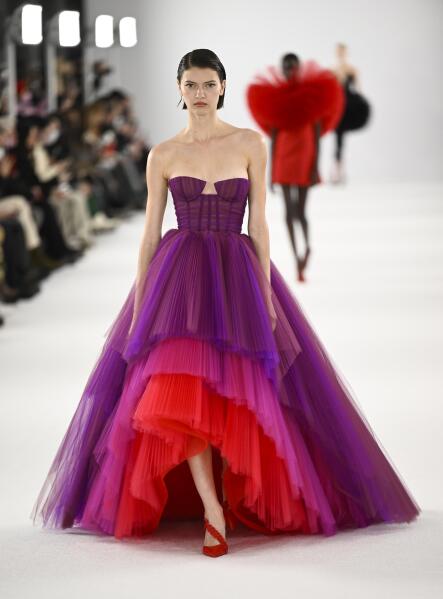 Carolina herrera hotsell dresses online